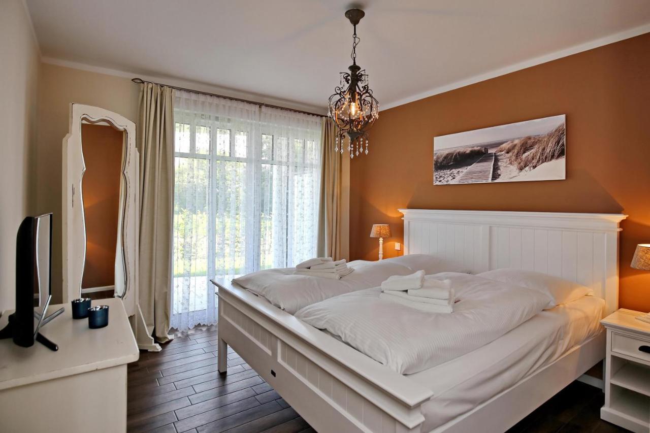 Linden-Palais Wohnung 03 Heiligendamm Extérieur photo